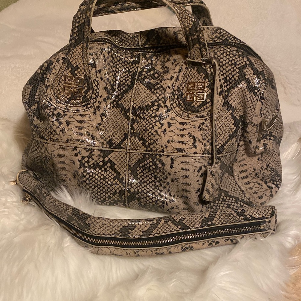 Givenchy Nightingale large bag